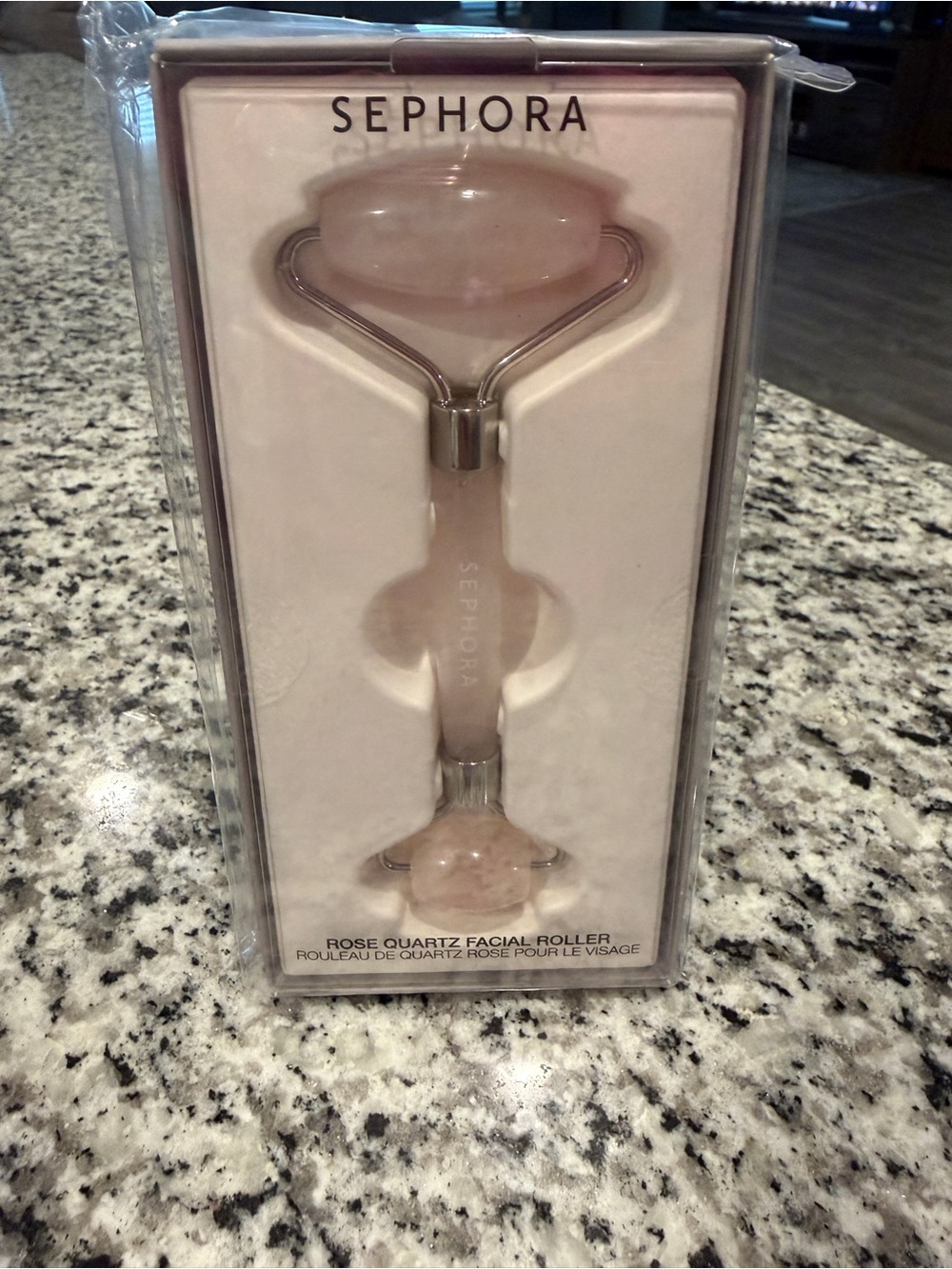Sephora Rose Quartz Facial Roller - Blush Pink